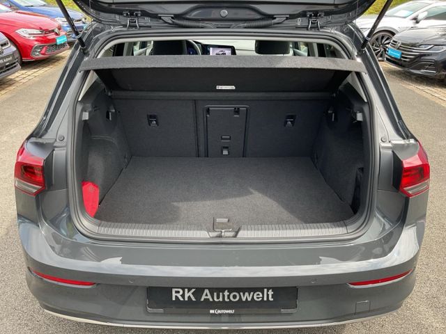 Golf 8 VIII Style eHybrid Panodach Navi Rear Vie