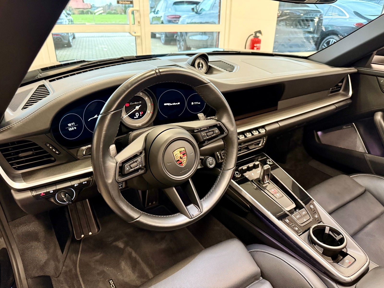 Fahrzeugabbildung Porsche 911 992 Turbo S Cabrio LIFT/InnoDrive/Burmester