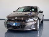 Volkswagen Scirocco R-LINE*BMT*LEDER*LED*SHZ*NAVI*PDC* - Volkswagen Scirocco mit Diesel-Antrieb: Automatik