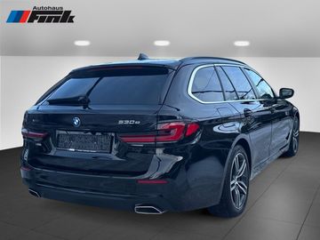BMW 530e xDrive A Touring HiFi DAB WLAN RFK Shz