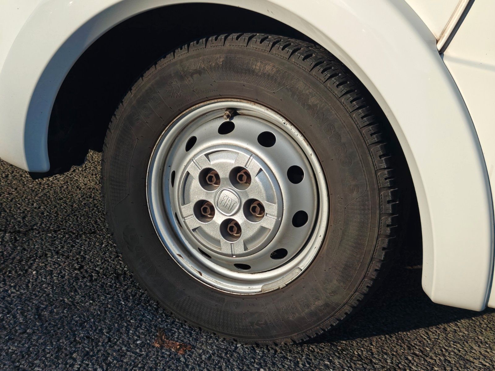 Fahrzeugabbildung HYMER / ERIBA / HYMERCAR B - KLASSE 594 - AUS ERSTBESITZ