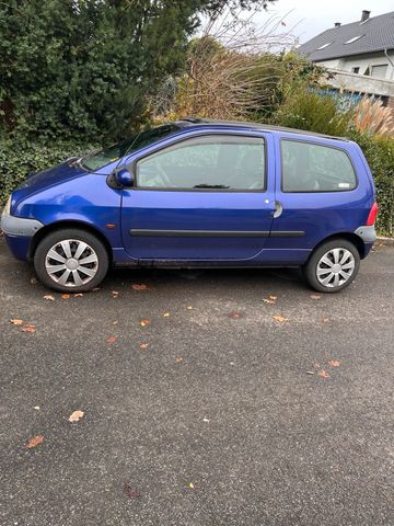 Renault Twingo abzugeben