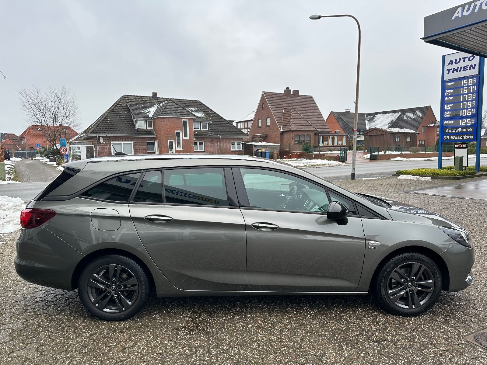 Fahrzeugabbildung Opel Astra ST 1.2 Turbo Opel 2020 LED/GRA/GJR/SHZG