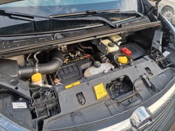 Opel Vivaro - 12