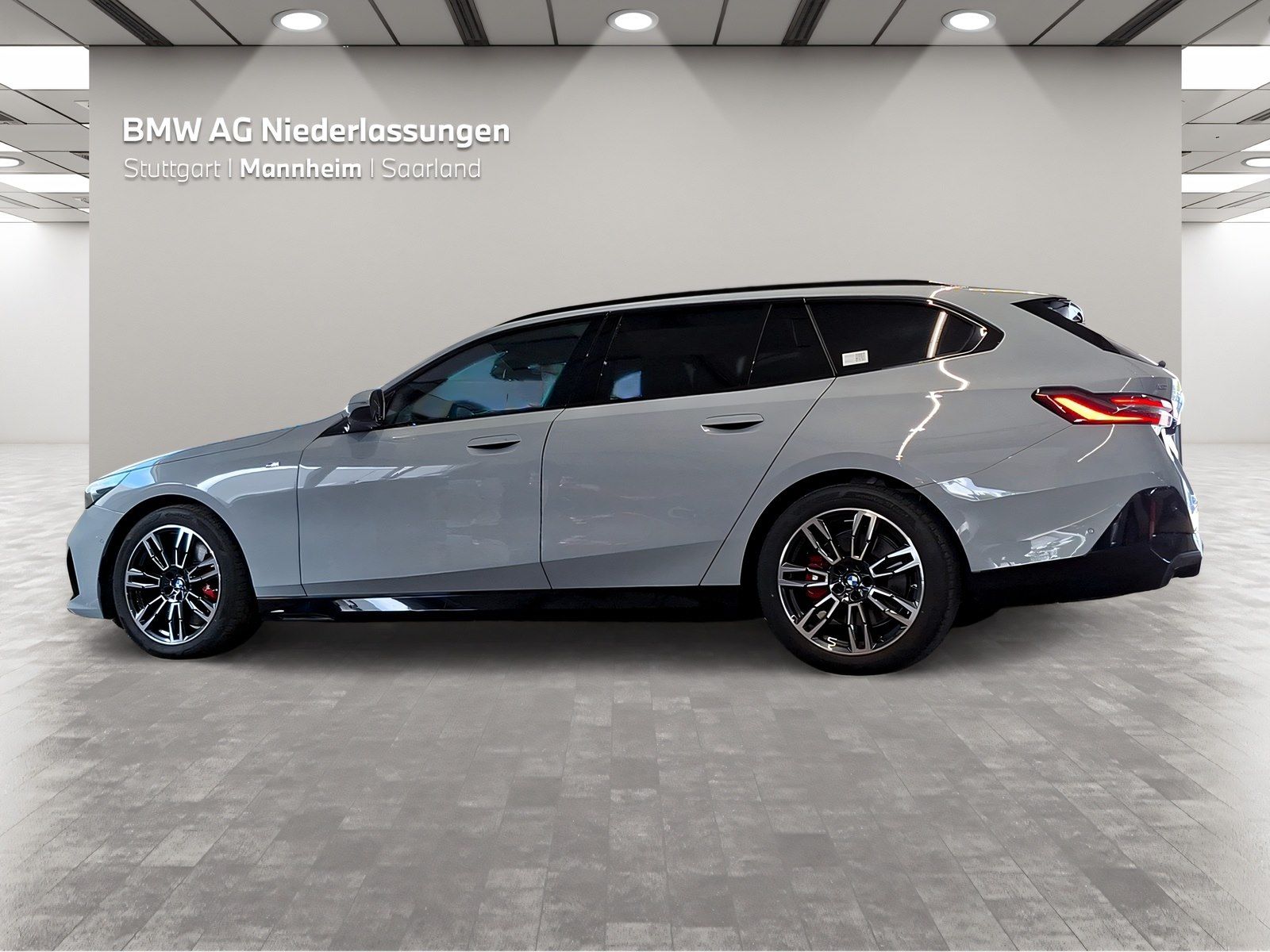 BMW 540d xDrive Touring M Sport Harman K Kamera LED foto 3