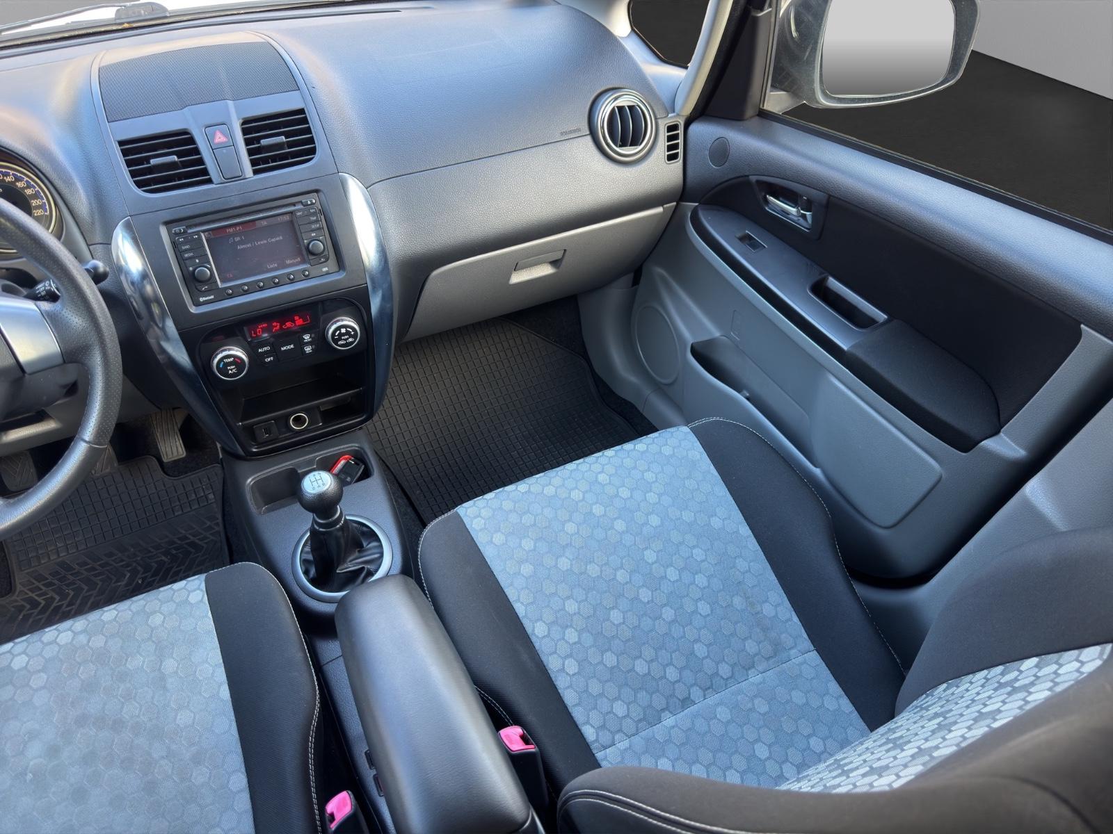 Suzuki SX4 Style Bluetooth CD Klima Navi Sitzheizung ZV