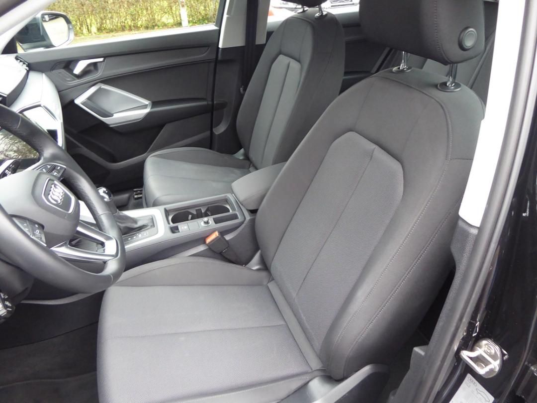 Audi Q3 Sportback 40 2.0 TDI quattro S line foto 4