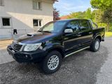Toyota Hilux Double Cab Executive 4x4 Seilwinde - Toyota Hilux aus 2016 mit Diesel-Antrieb