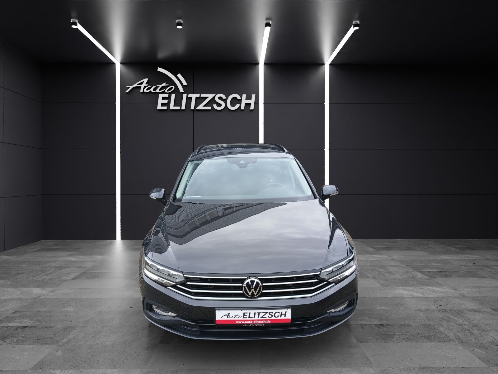 Fahrzeugabbildung Volkswagen Passat Variant TDI LED AHK Navi ACC RFK SH