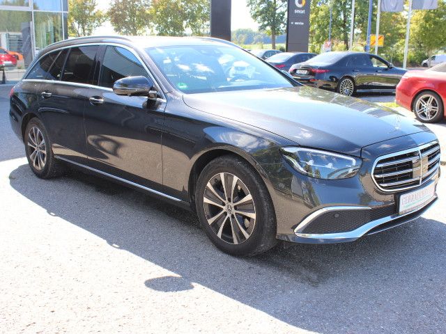 Mercedes-Benz E 200 E T-Modell E 200 d