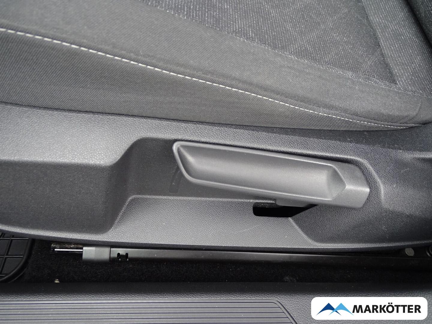Volkswagen Golf VIII Life PDC/ACC/SHZ/LKHZ/NAVI, миниатюра 6