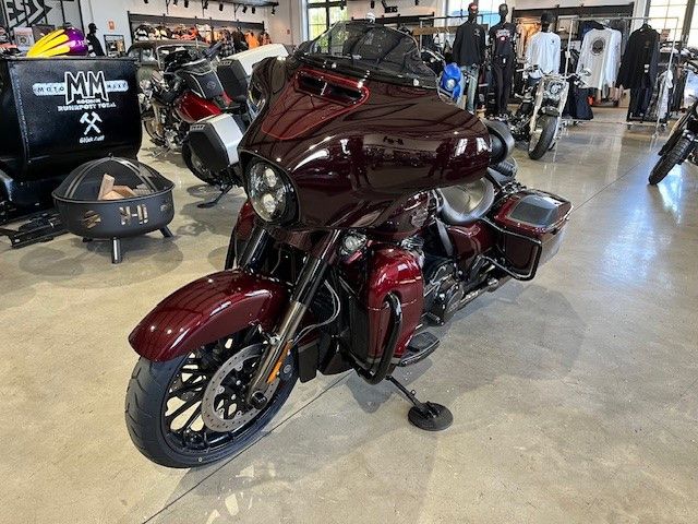 Fahrzeugabbildung Harley-Davidson FLHXSE Street Glide Screamin Eagle 117cui