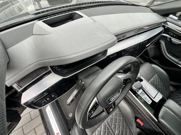 2024 AUDI A8 — миниатюра 11