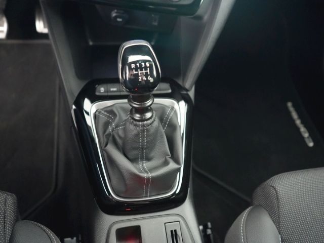 Corsa F FACELIFT GS+MATRIXLICHT+NAVI+RÜCKFAHRKAM