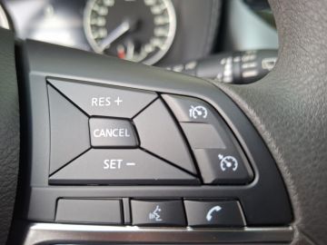 Nissan Juke Acenta 1.6 Hybrid °LED°AAC°SHZ°Tempomat°