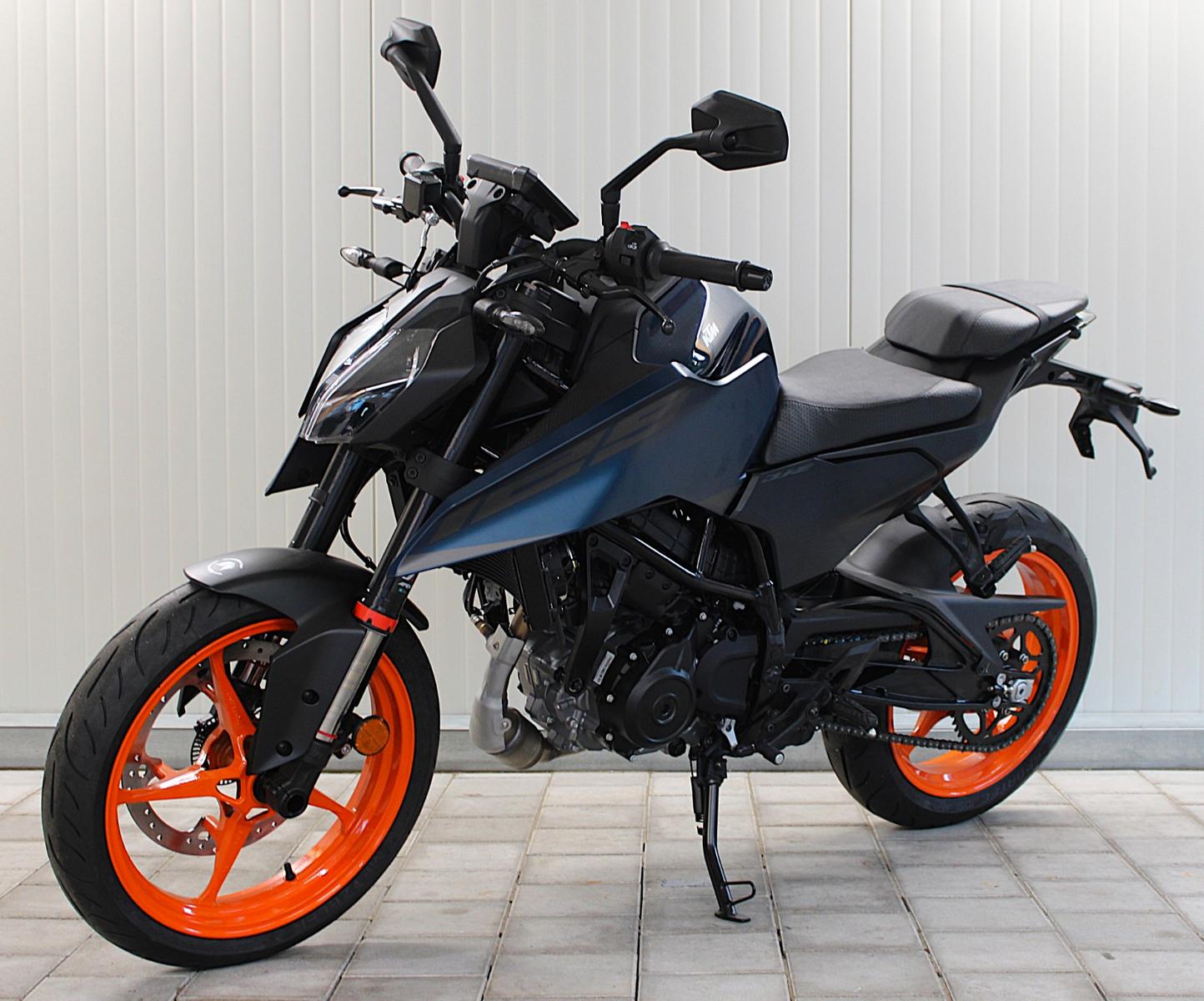 KTM 125  Duke 2026 vom Römer Team