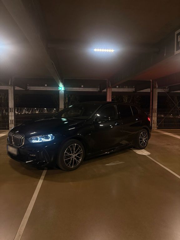 Image of BMW 118