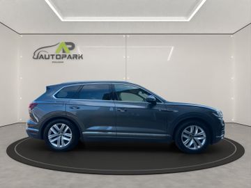 Volkswagen Touareg - 7