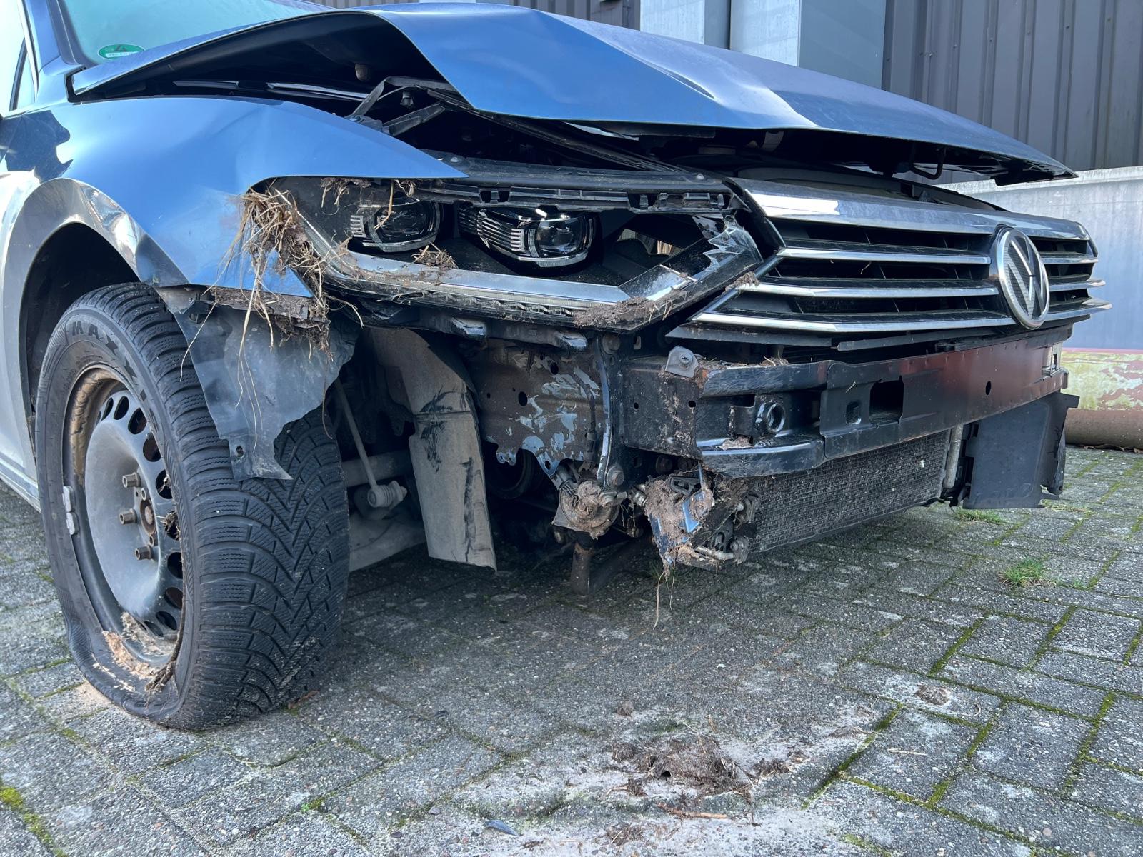 Volkswagen Passat 2014 — photo 22