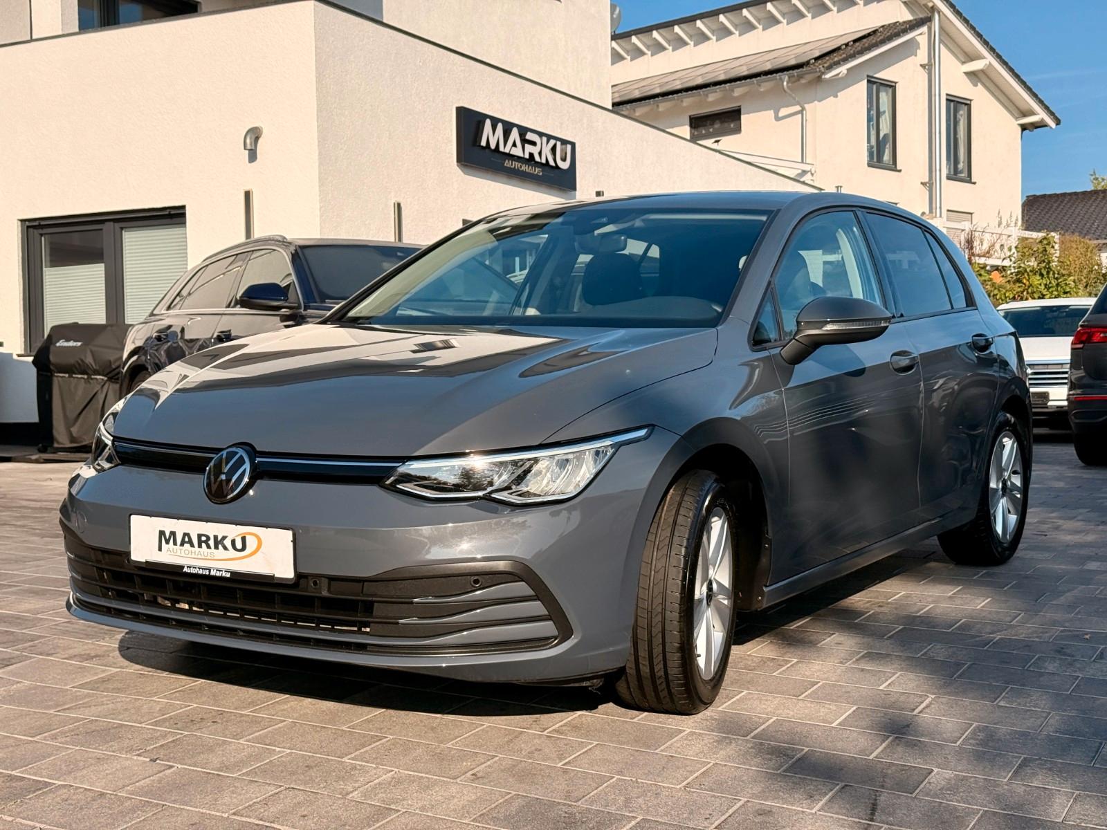 Volkswagen Golf VIII Lim. 2.0 ACC*LED*NAVI*PDC*RFK*MASSAGE*