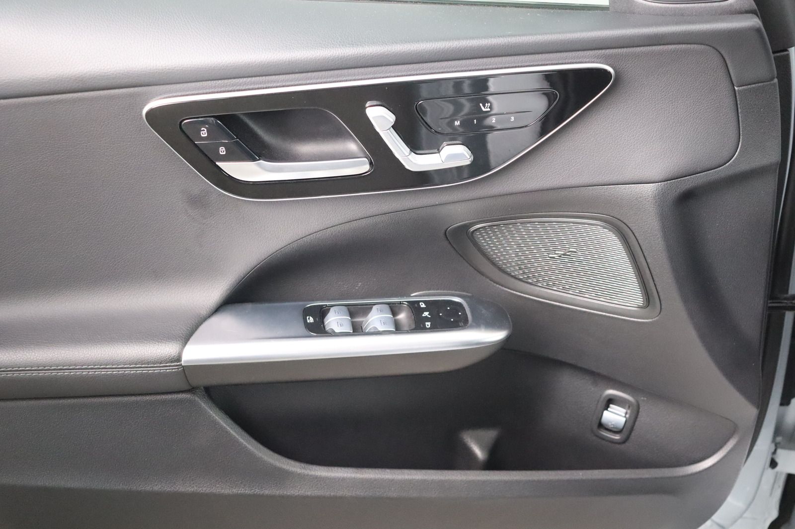 Fahrzeugabbildung Mercedes-Benz C 220 T d 4Matic * LED * Memory * DAB