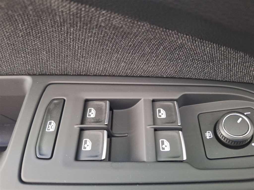 Volkswagen Golf Variant Life 2.0 TDI DSG Navi AHK Sitzhz, миниатюра 15