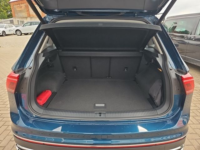 Fahrzeugabbildung Volkswagen Tiguan 2.0 TSI 4M DSG Elegance LED-MATRIX STDHZ