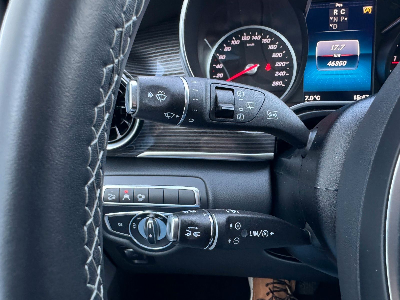 Fahrzeugabbildung Mercedes-Benz V 300 d 4MATIC AVA ED Extral Stdheiz 360Kam AHK