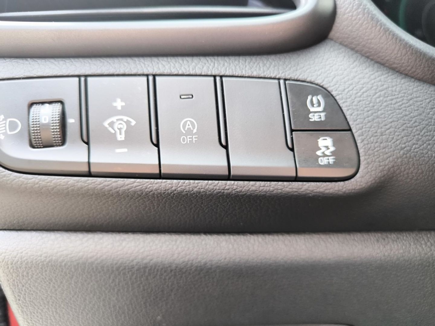 Fahrzeugabbildung Hyundai i30 Kombi 1.5T Trend Mild-Hybrid (48V) Allwetter