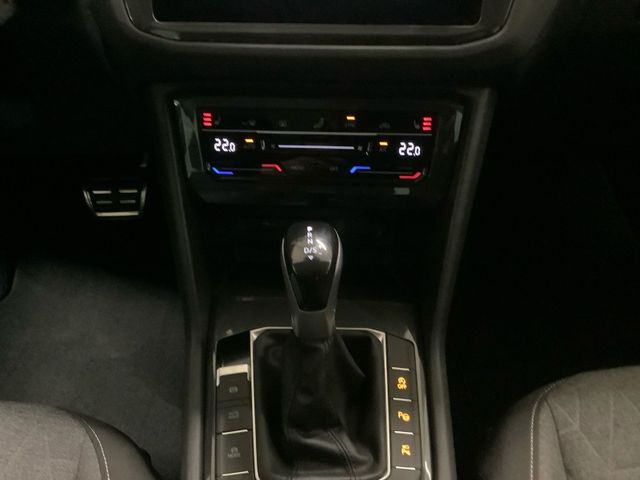 Tiguan Move 1,5 TSI 110 kW DSG  LED, ACC, Headup