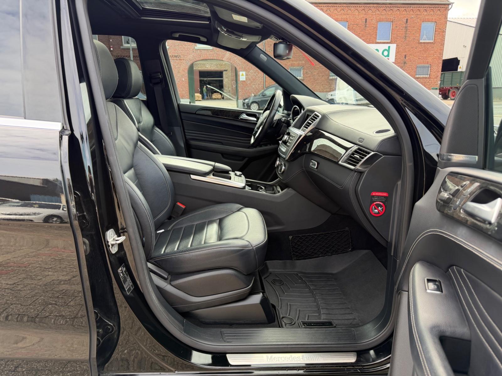 Mercedes-Benz ML 350 CDI 4Matic AMG PAKET 1.HD Leder H&K