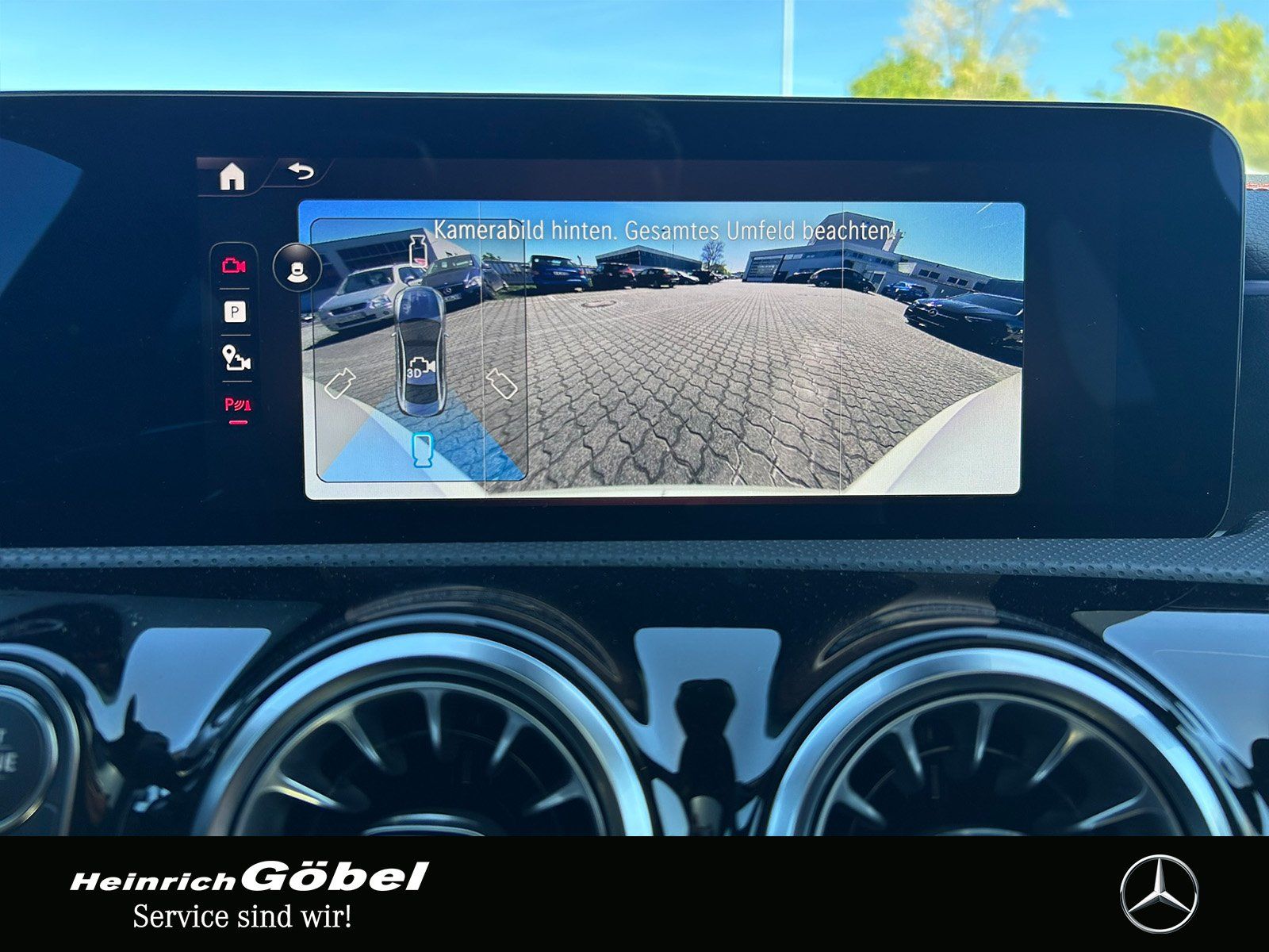 Fahrzeugabbildung Mercedes-Benz AMG CLA 35 4M AERODYNAMIK*STANDHEIZUNG*PANORAMA