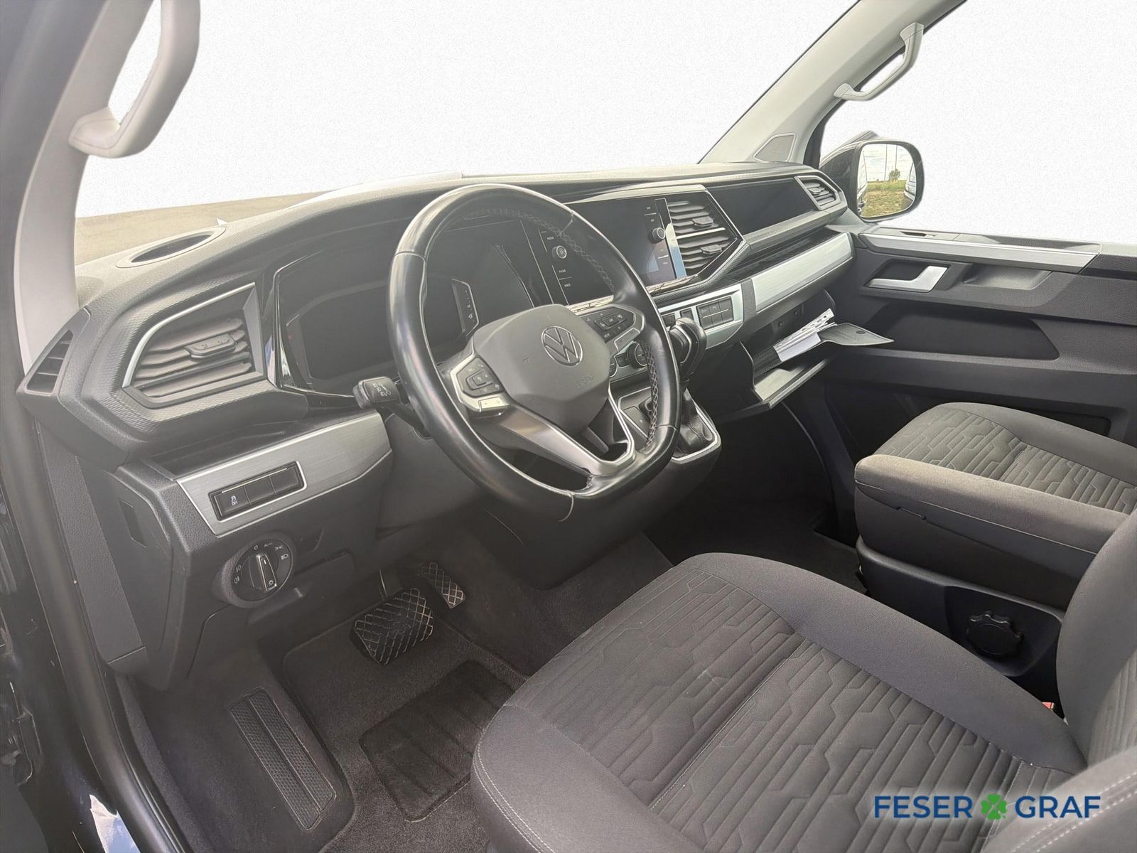 Volkswagen T6.1 Multivan GENERATION SIX 2.0 TDI DSG 204PS 7 foto 8