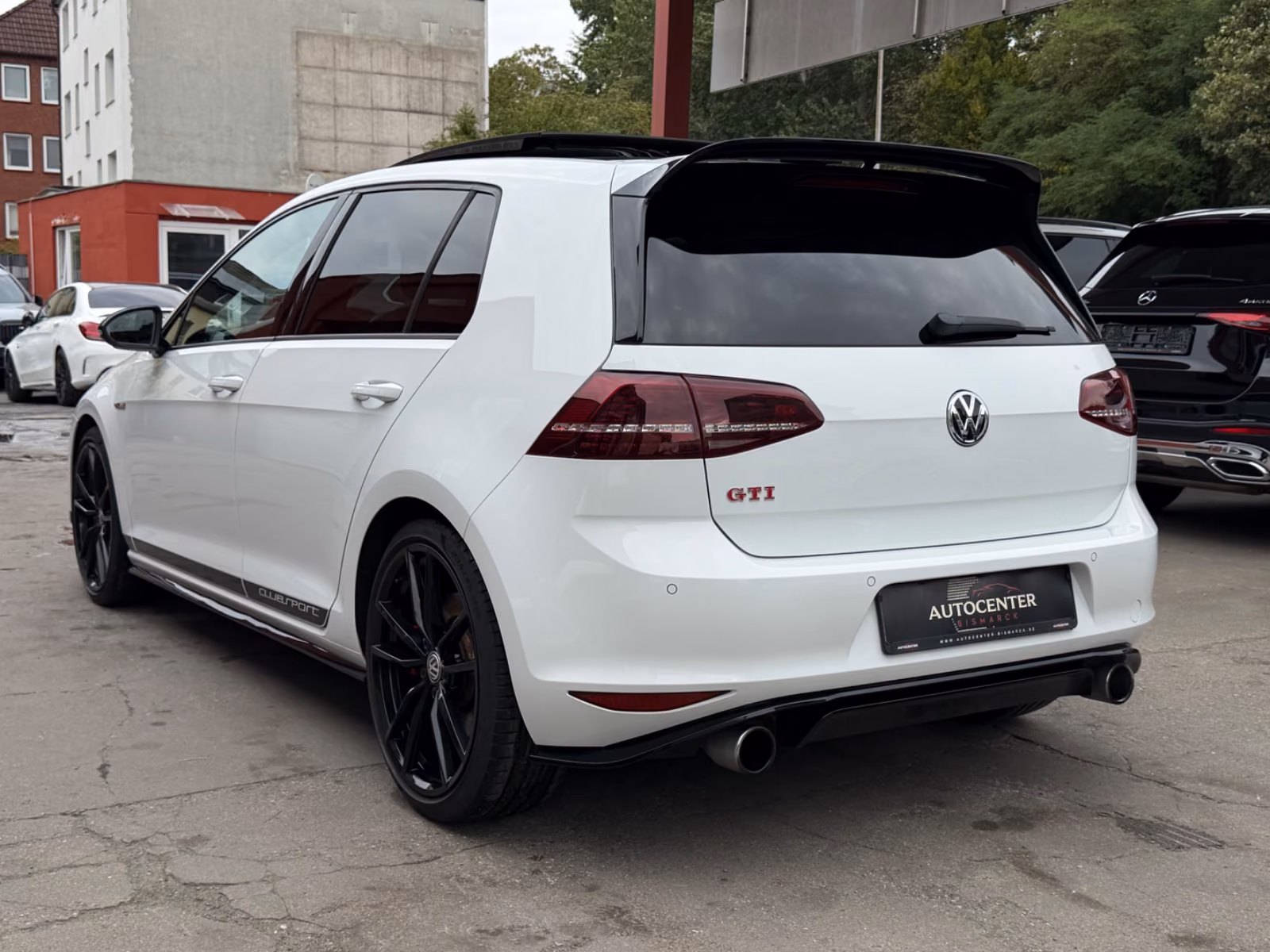 Volkswagen Golf VII Lim. GTI Clubsport*DYNAUDIO*PANO*LEDER*