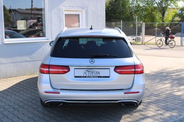 Mercedes E 220 - 7