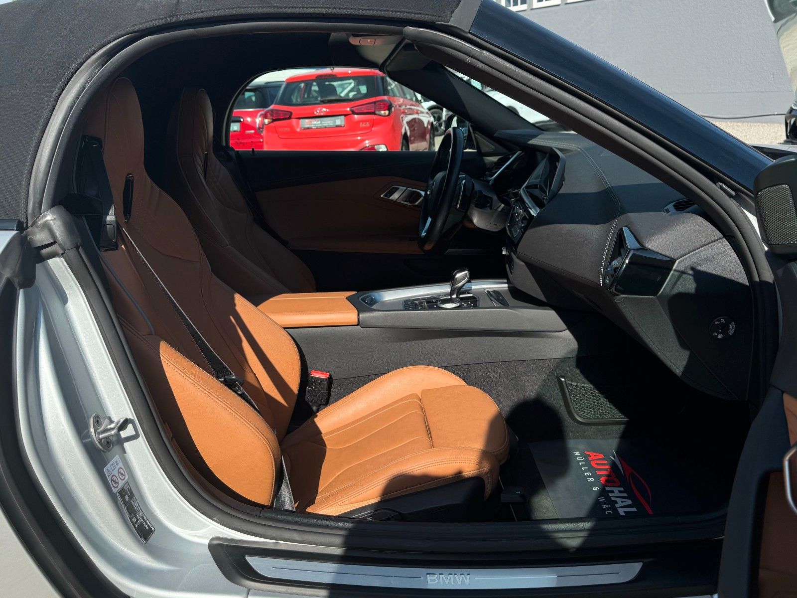 Fahrzeugabbildung BMW Z4 sDrive 20i Sport Line Tempo HiFi LCP LHZ SHZ