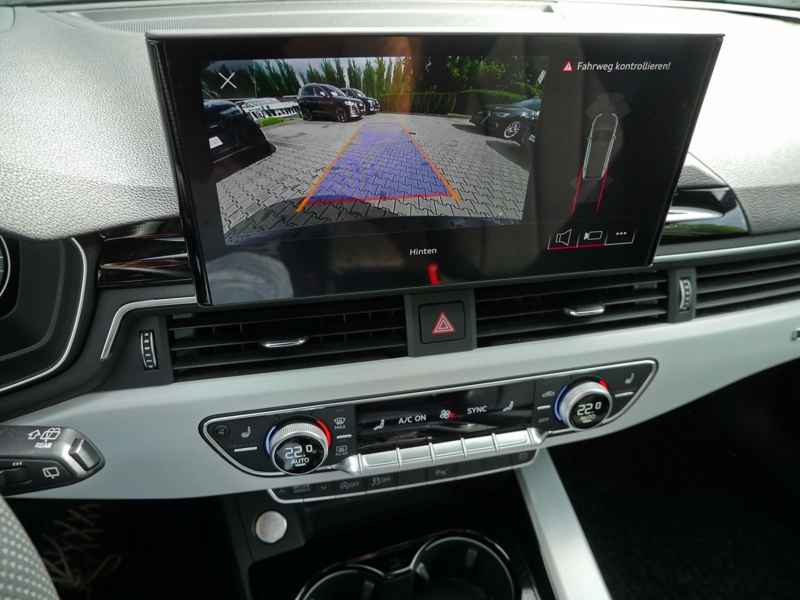 Audi A4 - Bild 15