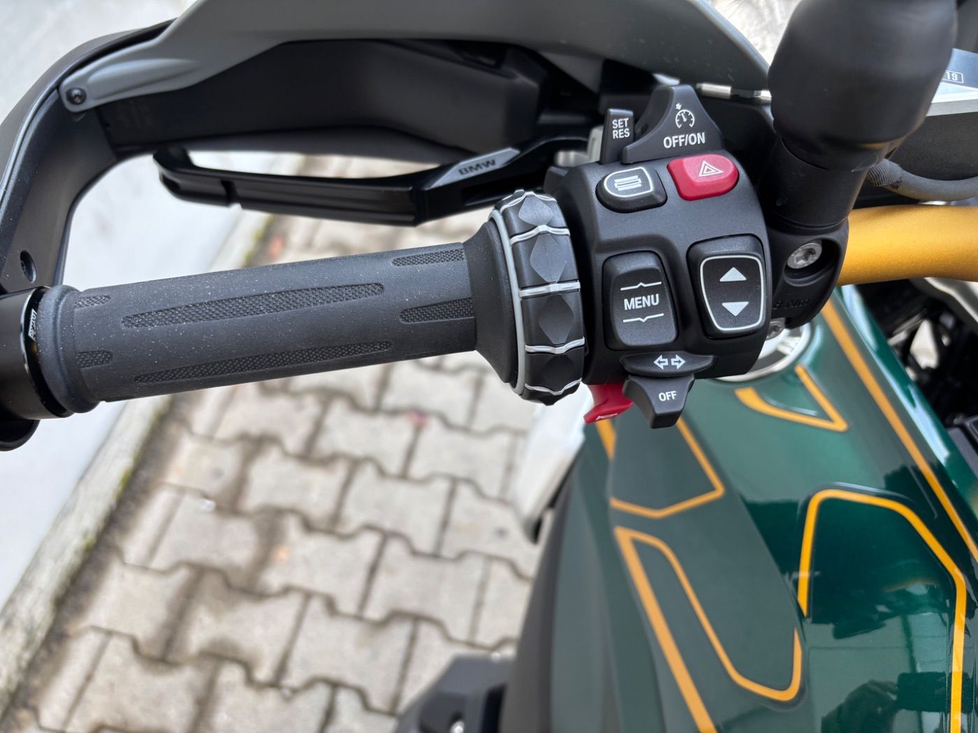 Fahrzeugabbildung BMW R 1300 GS Option 719 4 Pakete
