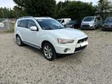 Mitsubishi Outlander 2.2 DI-D Invite 4WD TC-SST - gebrauchte Mitsubishi Outlander aus dem Jahr 2010