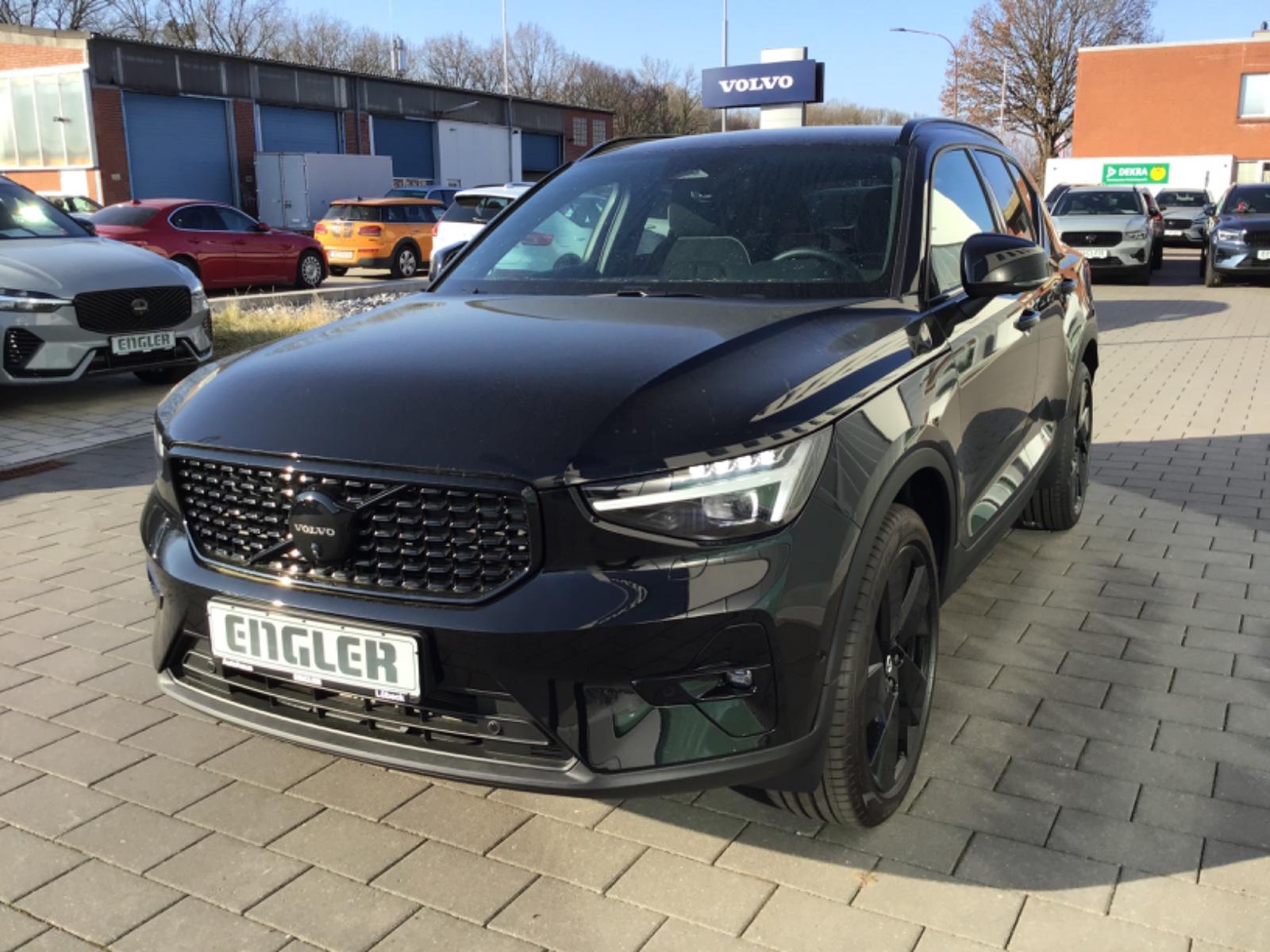 Volvo XC40 Plus Black Edition 2WD