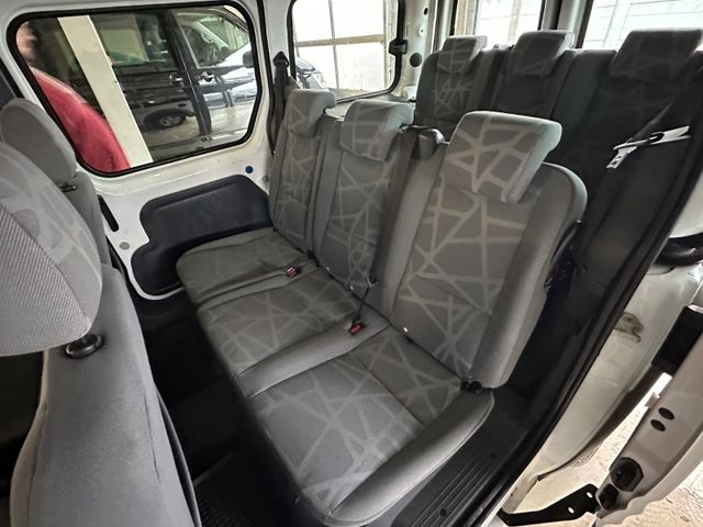 Fahrzeugabbildung Ford Tourneo Connect Trend lang*7-Sitzer*AHk*