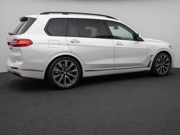 BMW X7 - 6