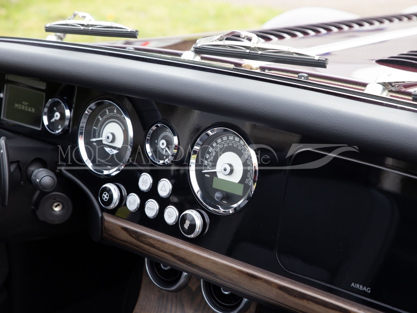 Fahrzeugabbildung Morgan Plus Four MY23 Neuwagen