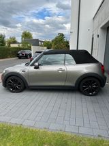 MINI Cooper Cabrio Cooper - MINI Cooper Cabrio aus 2016