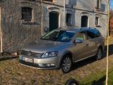 Volkswagen Passat Alltrack 2.0 TDI AHK, Tempom., Scheckheft - gebrauchte VW Passat Alltrack aus dem Jahr 2014