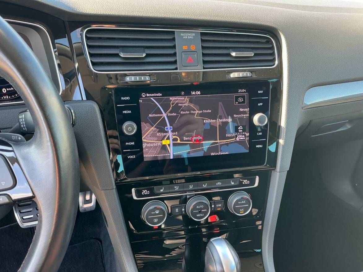 Fahrzeugabbildung Volkswagen Golf 1.5 TSI ACT OPF DSG IQ Drive