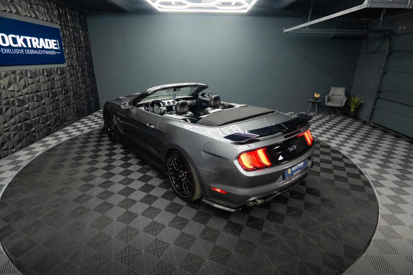 Fahrzeugabbildung Ford Mustang Shelby GT 500 5.0 V8 PREMIUM Performance