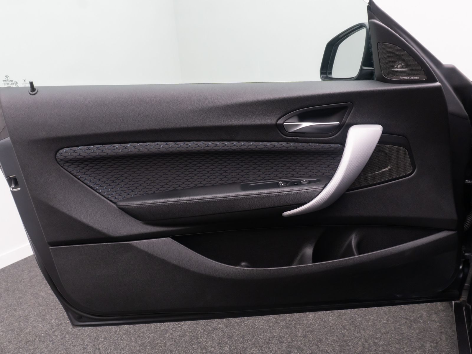 Fahrzeugabbildung BMW 125i M Sport Stop&Go Alarm ParkAss H/K Alcantara