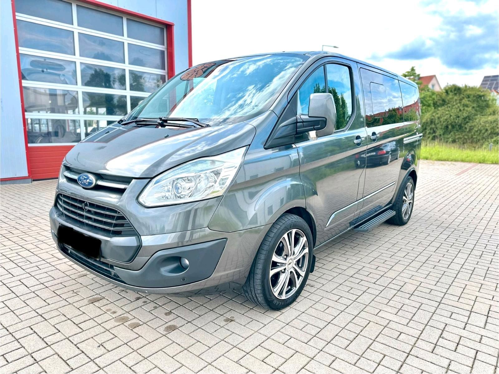 FORD Tourneo Custom