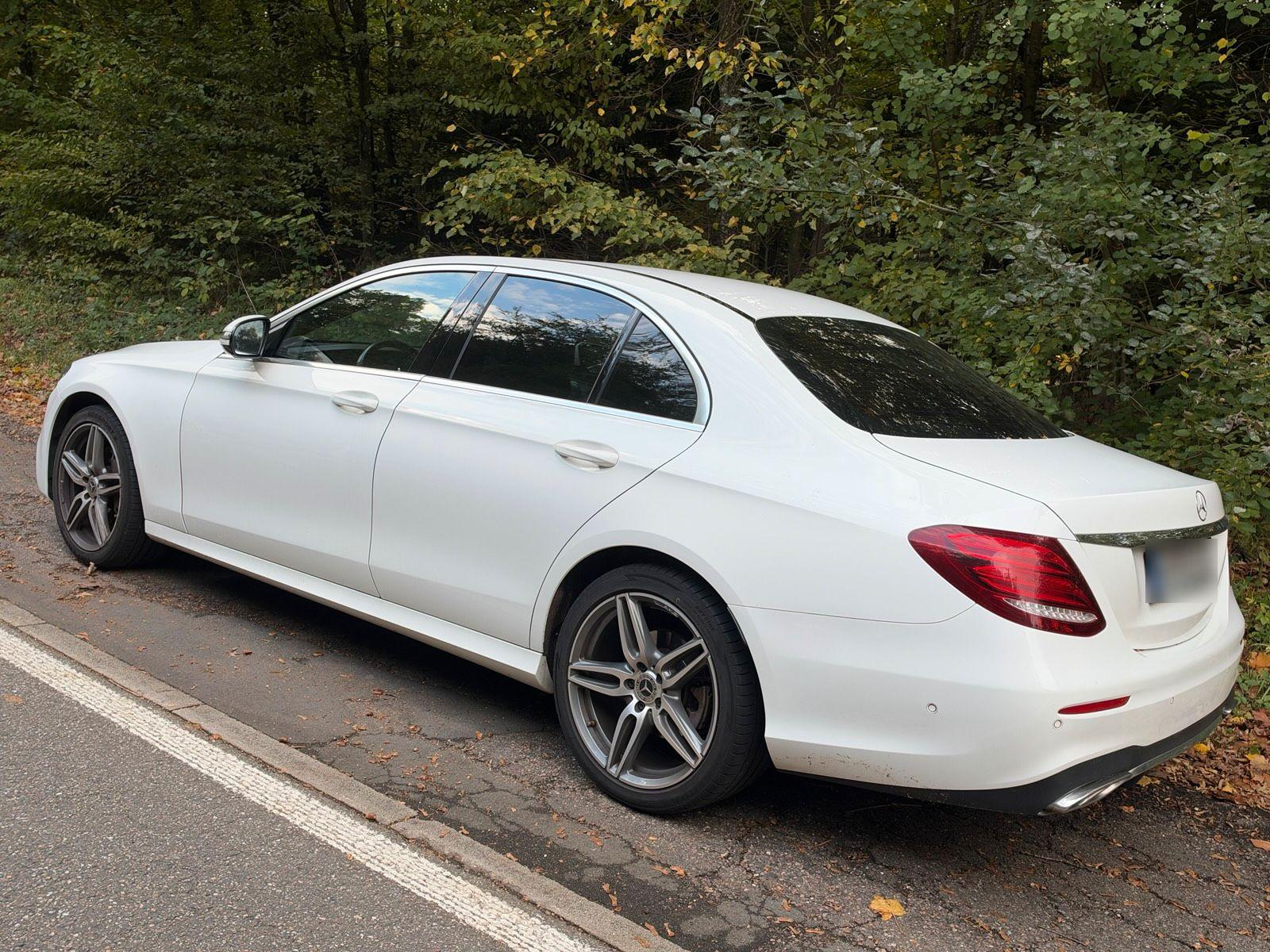 Mercedes-Benz E 220